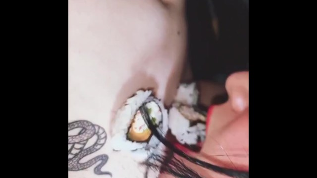 VENEZOLANAS (INKEDSPIDER) eating pussy