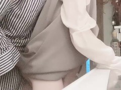 【女性向け】料理中にイケメン彼氏が甘えながら、あそこを触ってくる10分間「邪魔しないから触らせて」 - Screenshot 7 of 16 - While Cooking