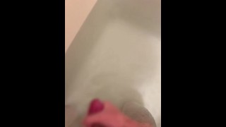[For women] Masturbation in the bath of men in their early 20s