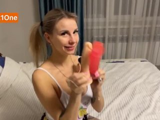 18 year old girl chooses toys for herself