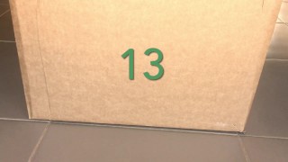 あなたの友人による男性の足フェチ降臨カレンダーマンリー氏の足の日13