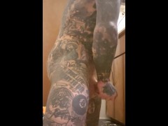 Bathroom Kneeling Jack - Screenshot 8 of 16