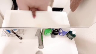 [Washbasin pee] Handsome member of society who pees using the washbasin