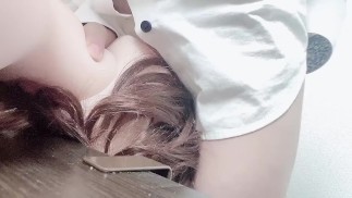 [Irama auf dem Kopf] De S gutaussehendes Mitglied der Gesellschaft sticht einen Schwanz in den Rachen