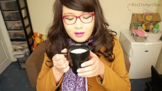 Обнимайтесь с госпожой Эйприл Би, Softdom JOI