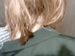 玄関でエッチしちゃう2人、声を出さないように手で口を塞がれながらエッチ - Screenshot 5 of 16 - Hands