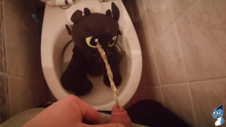 Dragon "Toothless 2 " Peeing 1