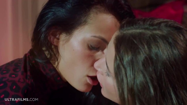 ULTRAFILMS Very sexy lesbian couple Lexi Dona and Sybil pleasing one another with their tongues