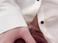 【手錠✖️イラマ】身動き取れない状況で喉奥までチンコを入れて動かす - Screenshot 4 of 16 - Back