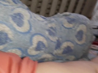 While my roommate is watching a movie,I bring my_girlfriend to orgasm - IkaSmokS