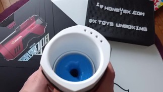 ROZBALENÍ Leten 708 FUTURE PRO - Automatický teleskopický vyhřívací mužský masturbátor (Clubdesbranleurs.fr)