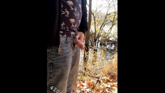 Ginger guy pissing outdoors 