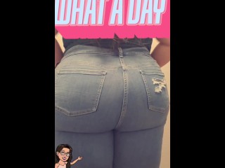 🔗 in Bio if Ud like to see More.... LOL or Less😂 😏daddy just Loves to Watch me Shake it for him