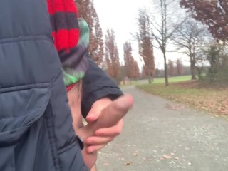 Risky Jerking off and Cumshot in the Public Park