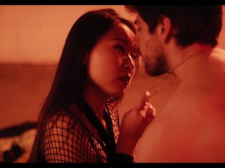 Yiming Curiosity - Ado Chinoise Asiatique Sexy Lap Dance - Strip Tease et Fellation