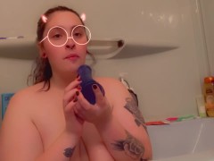 BUBBLE BATH BLOWJOB SCENE 1