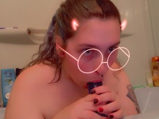 BUBBLE BATH BLOWJOB SCENE 1