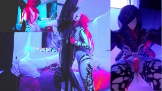 @SexyNeonKitty Blowing Spiderman Upside Down On Chaturbate Live
