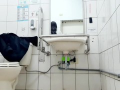 伪娘婷婷公厕自插自慰射精 - Screenshot 9 of 16 - Ladyboy