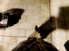 伪娘野外打飞机 羞愧的射在鞋上，穿着沾满精液的高跟鞋走在路上 2/16