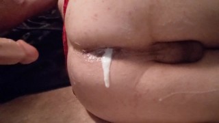 Pastel anal goteando
