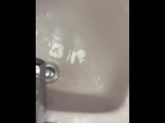 Controlled piss into sink