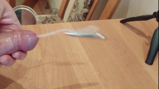 Tapón de pene en forma de bala vuela fuera de mi uretra con semen