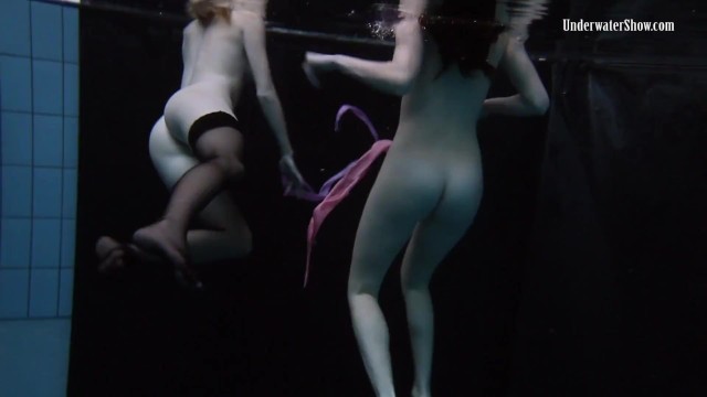 Watch sexiest girls swim naked in the pool