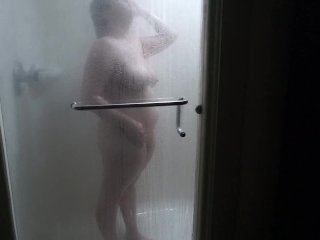 Nerdy White Milf_Takes a Quick Shower at theHotel