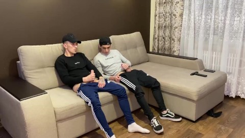 Two friends jerk off in sporwear