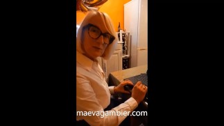 TRAILER - FUCK WITH THE COMPUTER EXPERT WHO REPAIRS MY COMPUTER, I SWALLOW HIS CUM