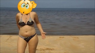 Chica Mear En Playa-Lluvia Dorada 4