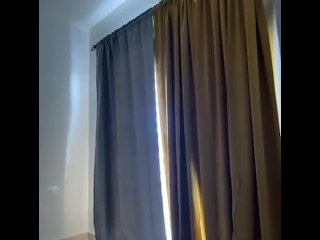 Tu mujer te deja sola en casa y mira q sucede