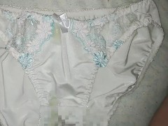 Hentai guy is masturbatibg! Cumshot to blue panties!