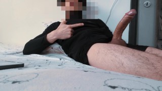 Um pouco de masturbação belga com um pau grande
