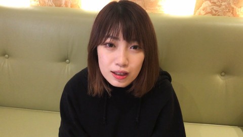 今ドキGカップ大学生が授業終わりにフェラ＆パイズリ→ごっくん①。Cute G-cup college student blowjob and drinking sperm①。