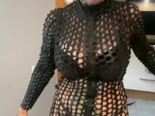 Deine Domina FICKT dich_mit einem STRAP-ON !!