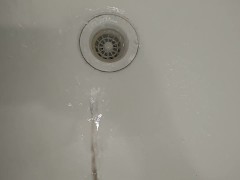 Light-colored pee! - Screenshot 3 of 16 - Urine