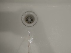 Light-colored pee! - Screenshot 6 of 16 - Pee