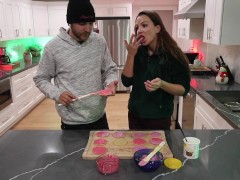 Making Christmas Cookies SFW - Screenshot 13 of 16 - Non Nude