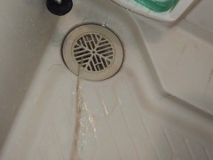 クリスマス、風呂場で一人、放尿だ！ - Screenshot 5 of 16 - Bathroom