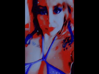 Big Booty White Girl Puts A Spell on U