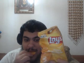 eating, exclusive, chips, solo male