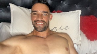 Late-Night Masturbation By A Hot Beard Guy