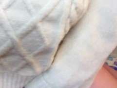 【個人撮影・リアル素人】イった後のビクビクが止まらない・ＮＯ演技リアルオナニー・一緒に寝る前の日課しよ！ - Screenshot 13 of 16 - Masturbate