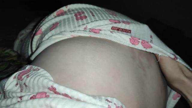 stepdaughter sucks the stepfather. Ejaculation in the mouth. Family.