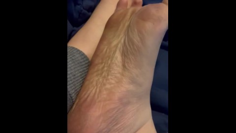 Silent foot play - full video