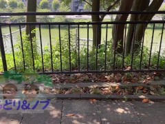 素人OLがノーブラ・ノーパンで初夏の公園をお散歩 - Screenshot 3 of 16