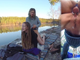 Sexe Sur Une Peau De Renne à Côté D’un Lac Forestier - RosenlundX - 60fps