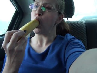 banana in pussy, masturbating in car, masturbation, outdoor